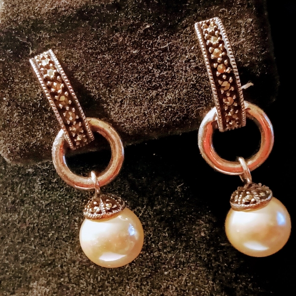 JJ Judith Jack Sterling Silver  Marcasite Drop down dangling Faux Pearl Earrings - Picture 2 of 11